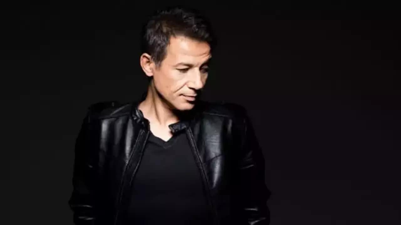 Mustafa Yıldızdoğan Menajeri | iletişim | +90 532 206 59 59